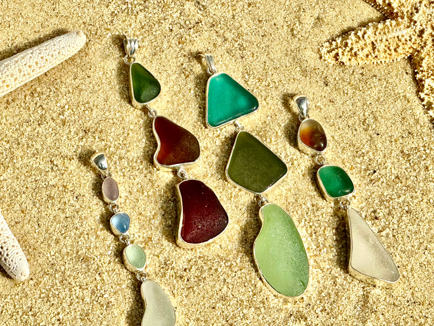 brown multi, teal, and white pendant